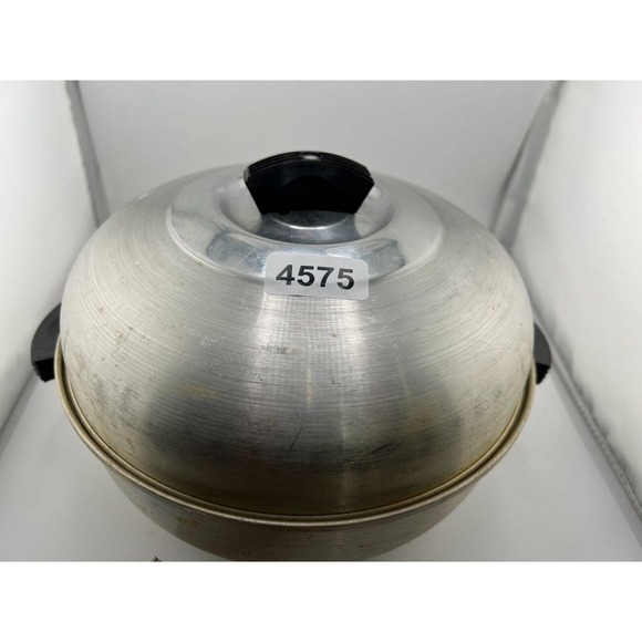 Vintage Silver Aluminum Bread or Bun Warmer 3-Piece Serving Oven - Picture 10 of 10